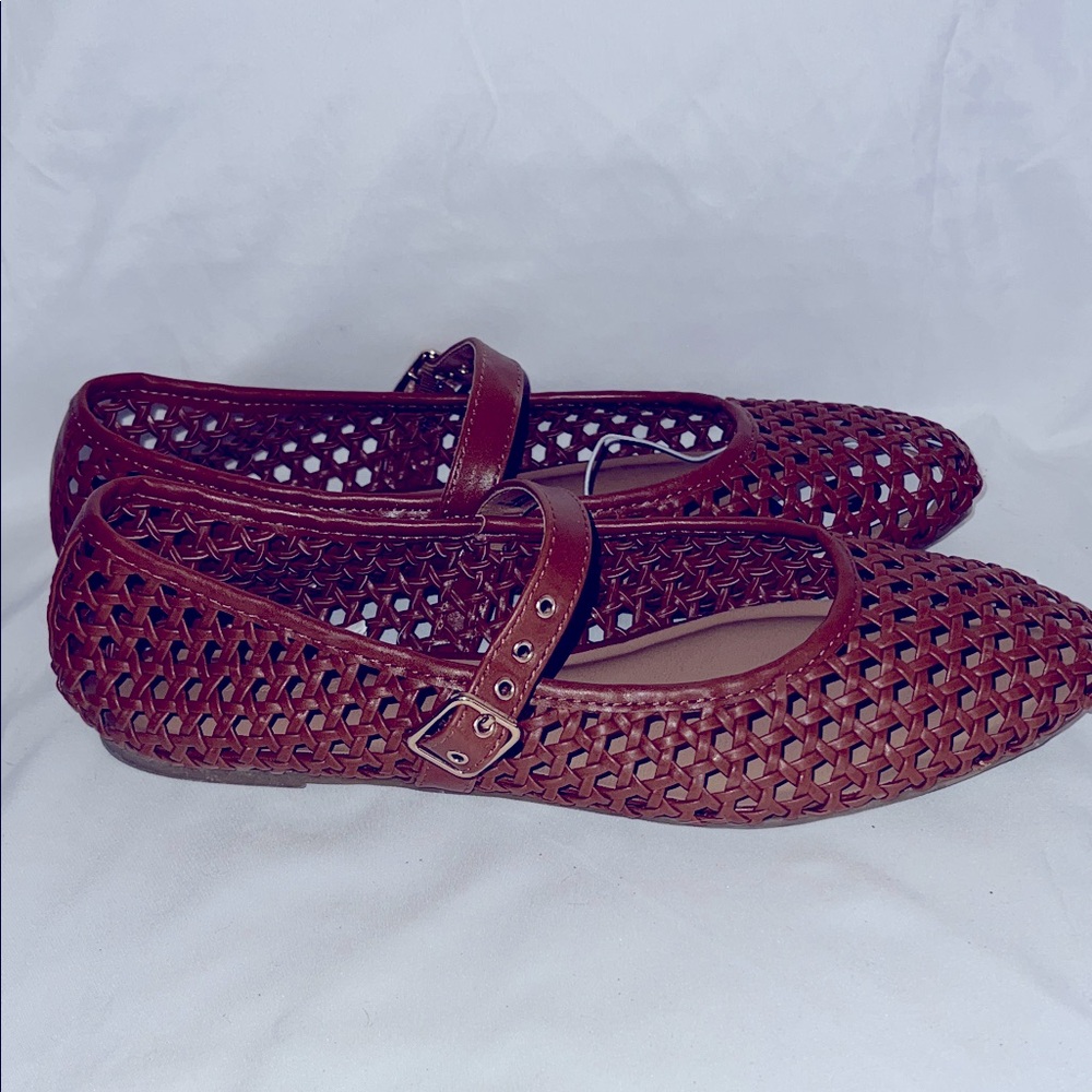 Universal Thread Elegant Brown Woven Flats, Size 11 Women - Picture 3 of 7